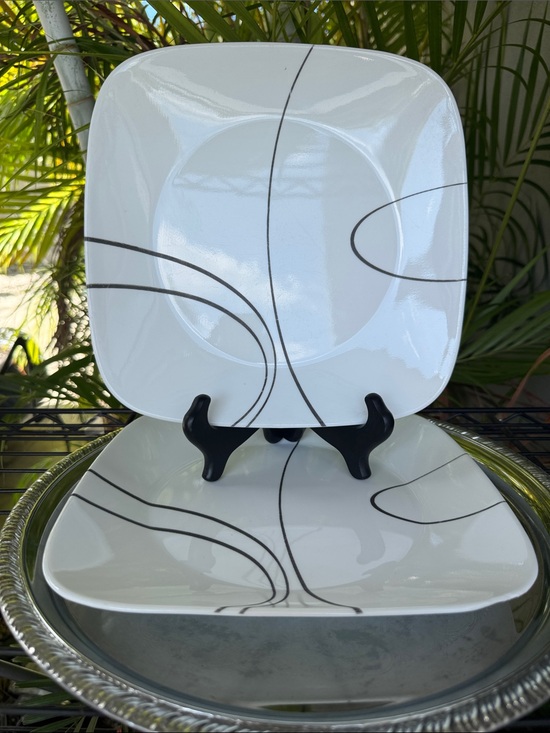 Corelle Other - Corelle Simple Lines Dinner Plates Contemporary Square Plates Black Swirl Lines